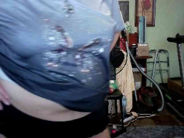 LOLA88888 webcam