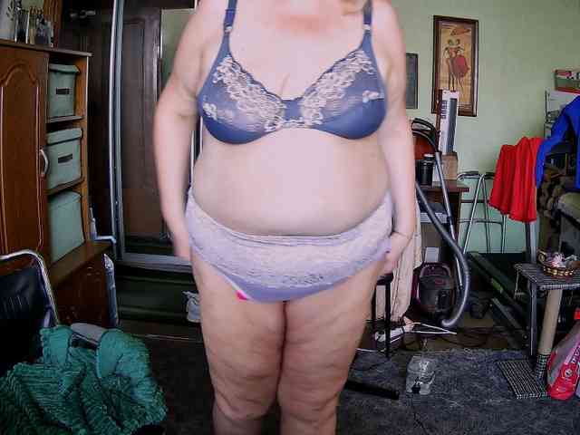 LOLA88888 webcam
