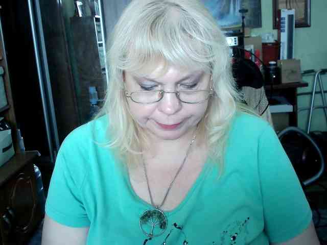 LOLA88888 webcam