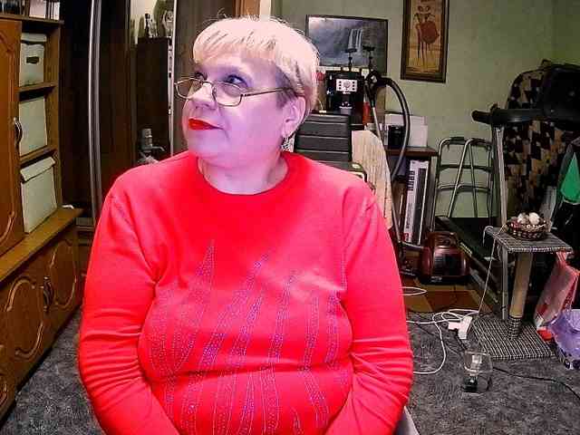 LOLA88888 webcam