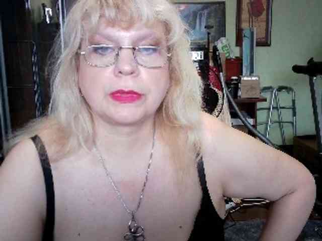 LOLA88888 webcam