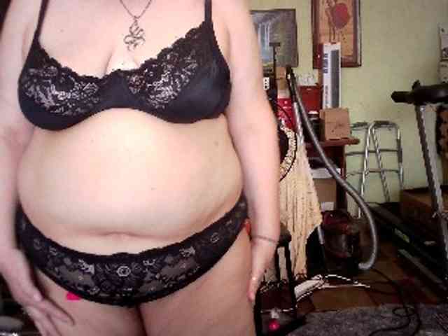 LOLA88888 webcam