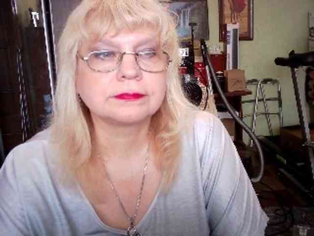 LOLA88888 webcam