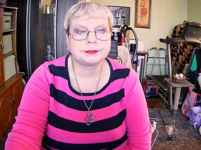 LOLA88888 webcam