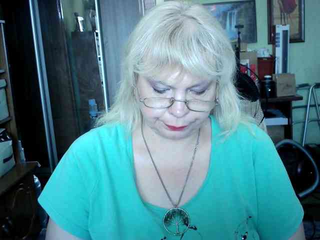 LOLA88888 webcam