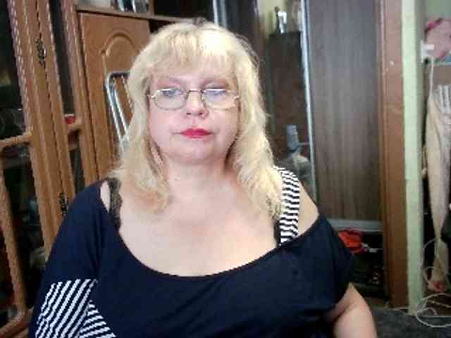 LOLA88888 webcam
