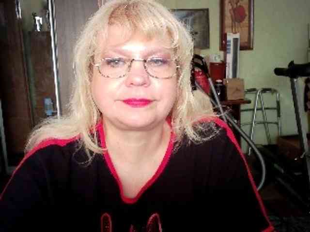 LOLA88888 webcam