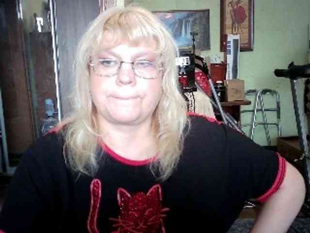 LOLA88888 webcam