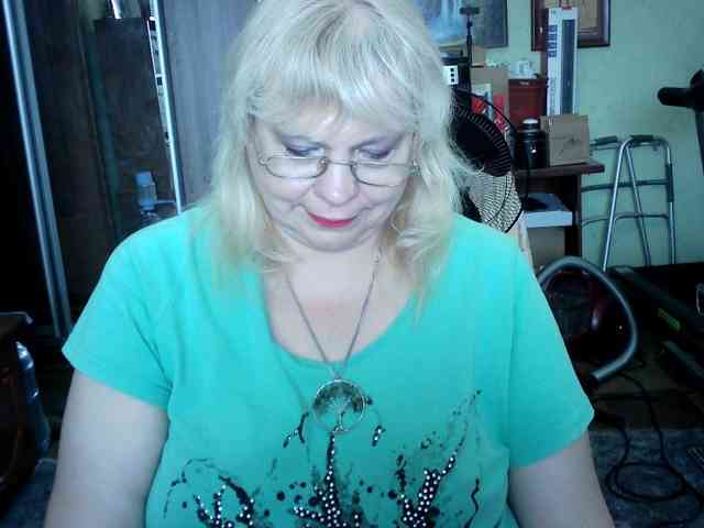 LOLA88888 webcam