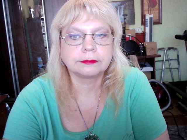 LOLA88888 webcam