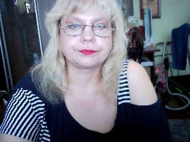 LOLA88888 webcam