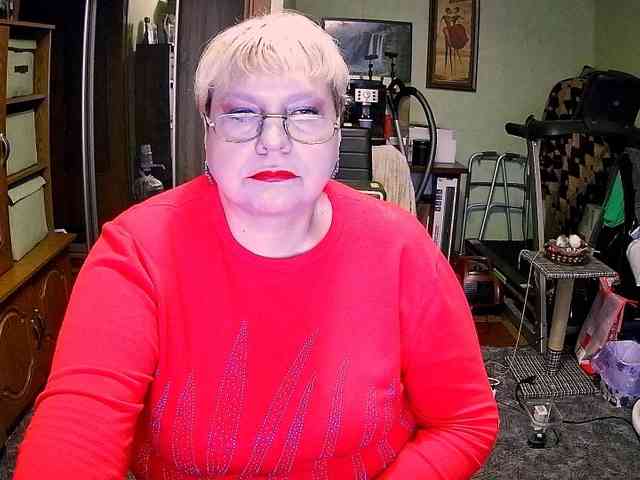 LOLA88888 webcam