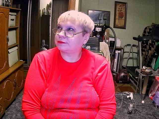 LOLA88888 webcam