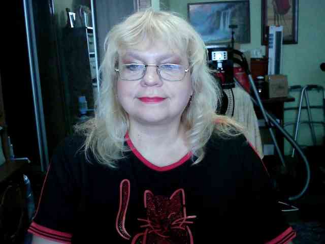 LOLA88888 webcam