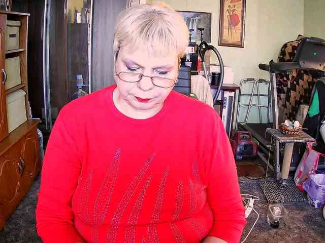 LOLA88888 webcam