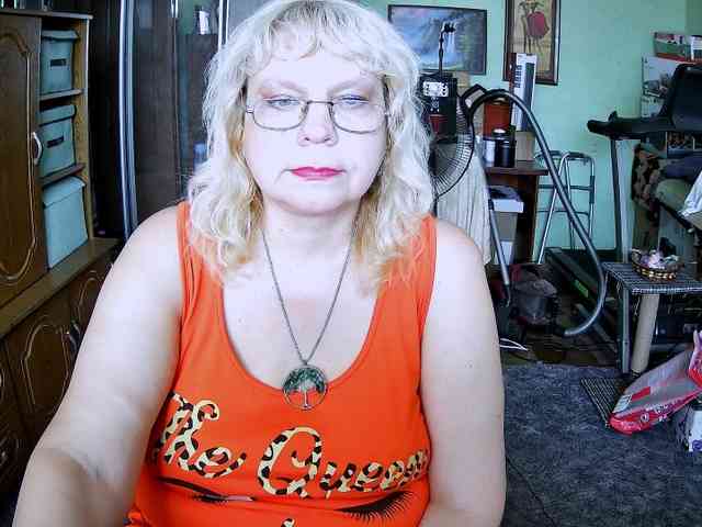 LOLA88888 webcam