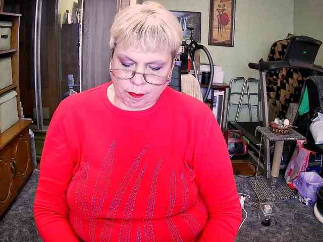 LOLA88888 webcam