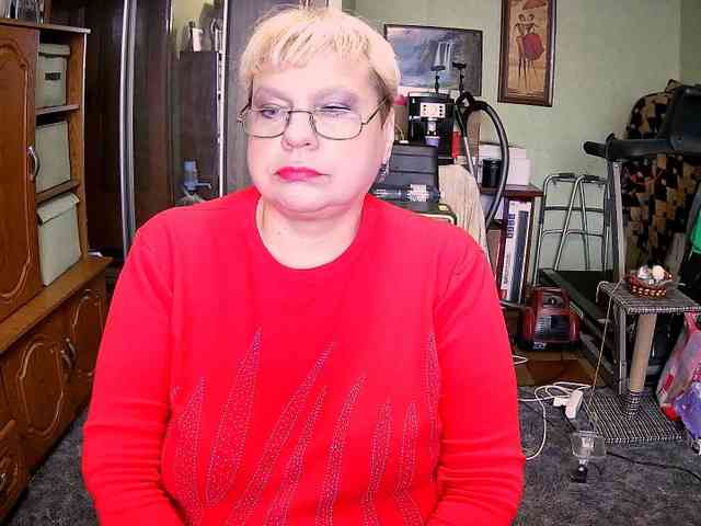 LOLA88888 webcam