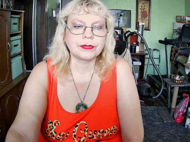 LOLA88888 webcam