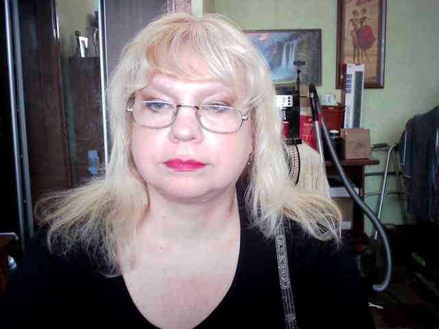 LOLA88888 webcam