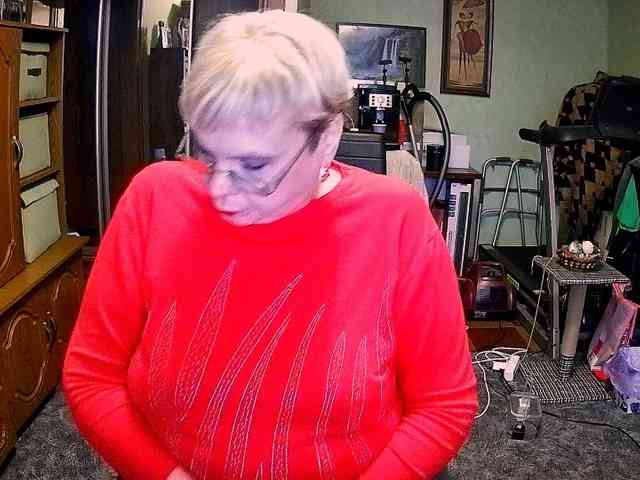 LOLA88888 webcam