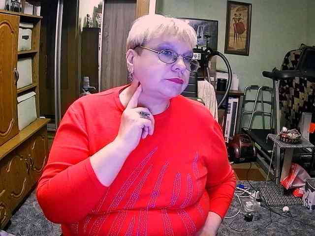 LOLA88888 webcam