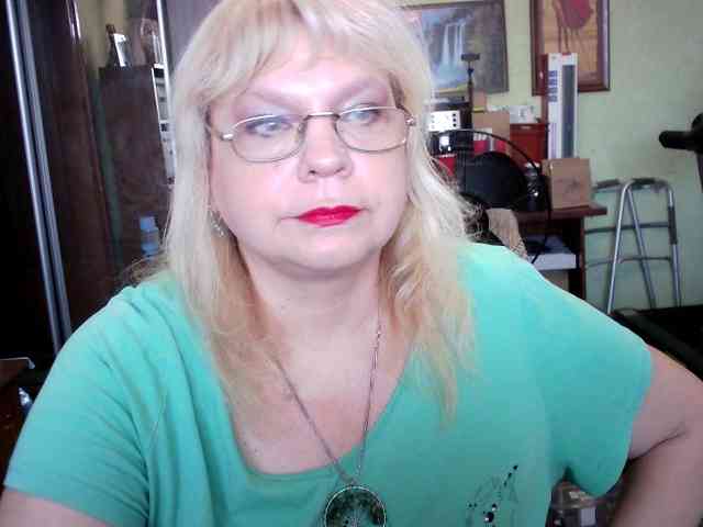 LOLA88888 webcam