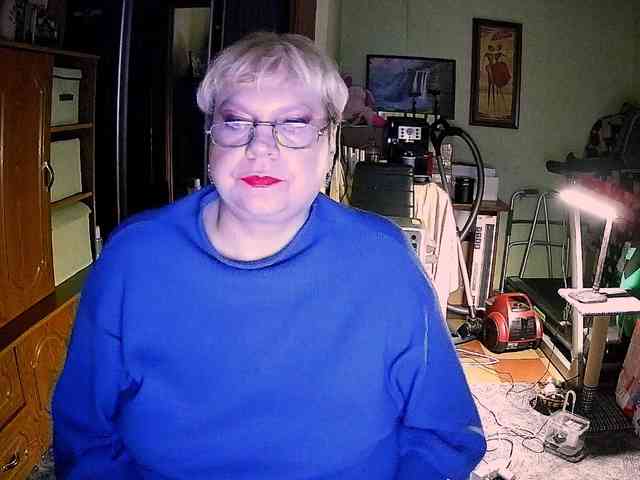 LOLA88888 webcam