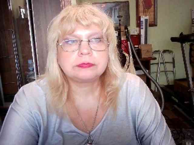 LOLA88888 webcam