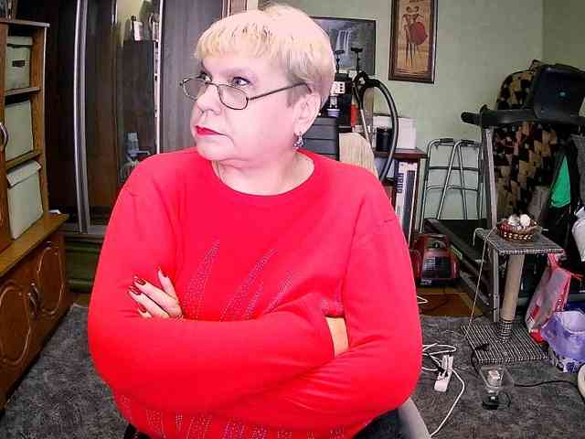 LOLA88888 webcam