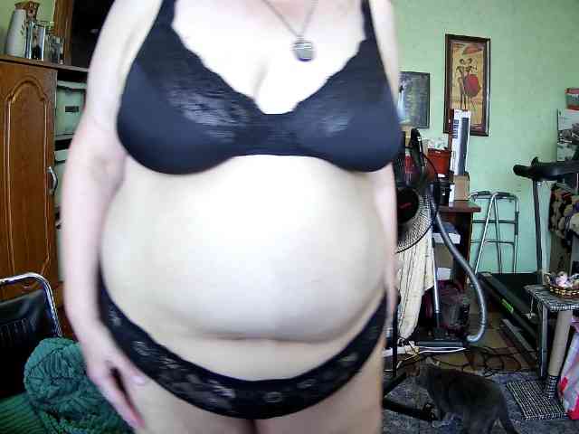 LOLA88888 webcam