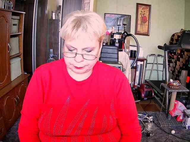 LOLA88888 webcam