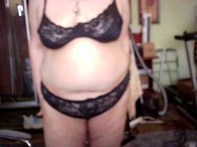 LOLA88888 webcam