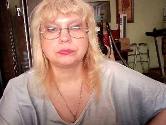 LOLA88888 webcam