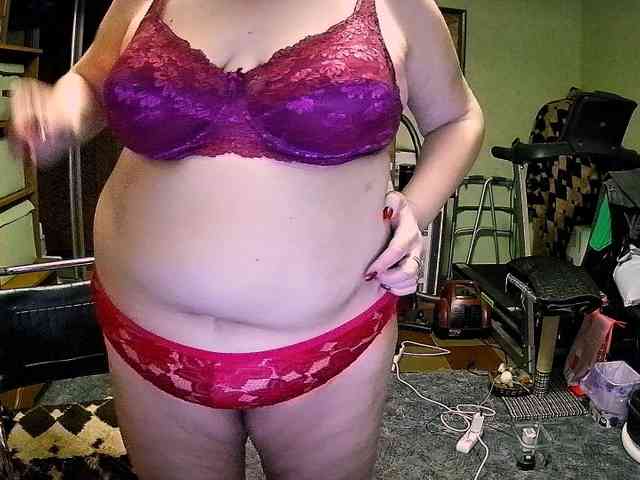 LOLA88888 webcam