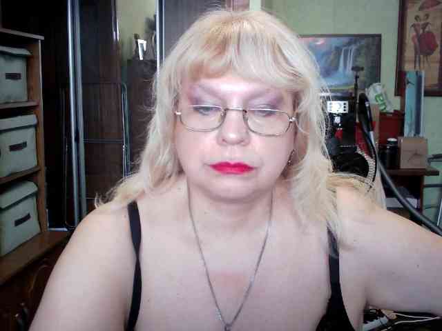 LOLA88888 webcam