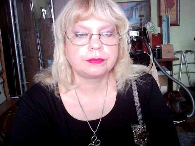 LOLA88888 webcam