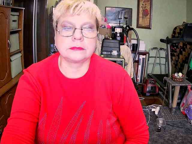 LOLA88888 webcam