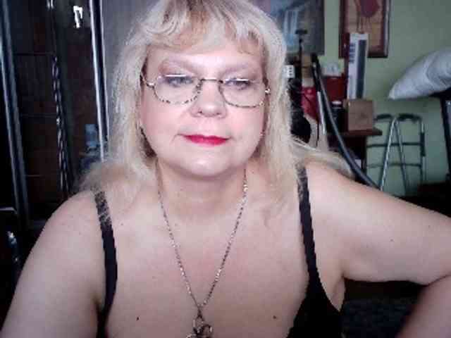 LOLA88888 webcam