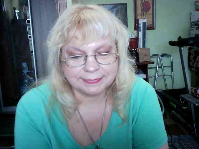 LOLA88888 webcam
