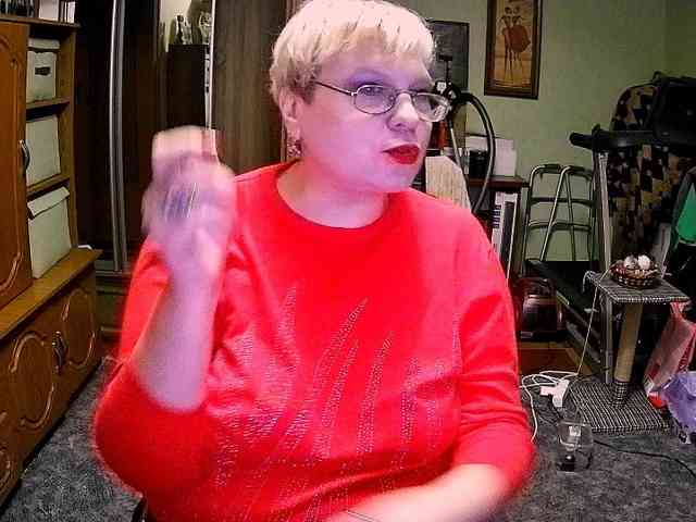 LOLA88888 webcam
