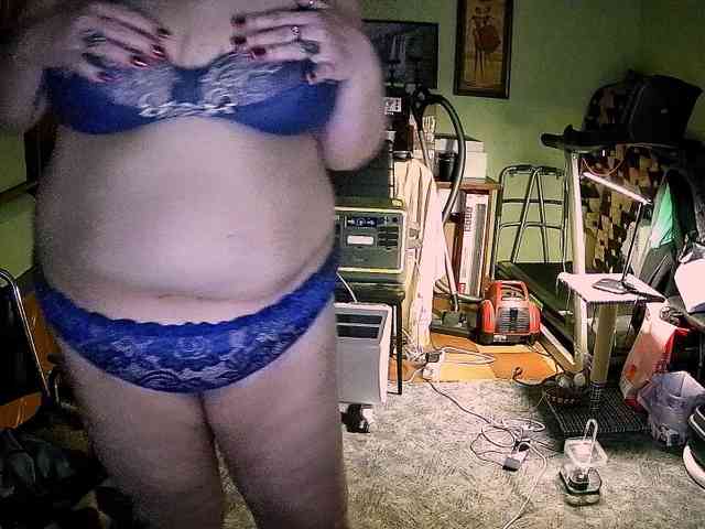 LOLA88888 webcam