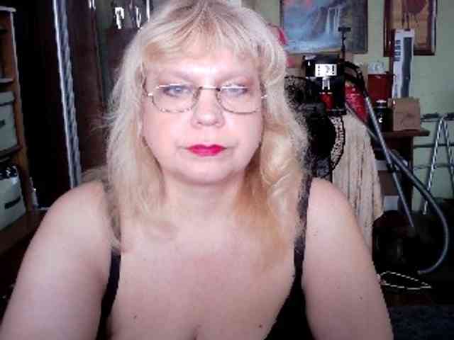 LOLA88888 webcam