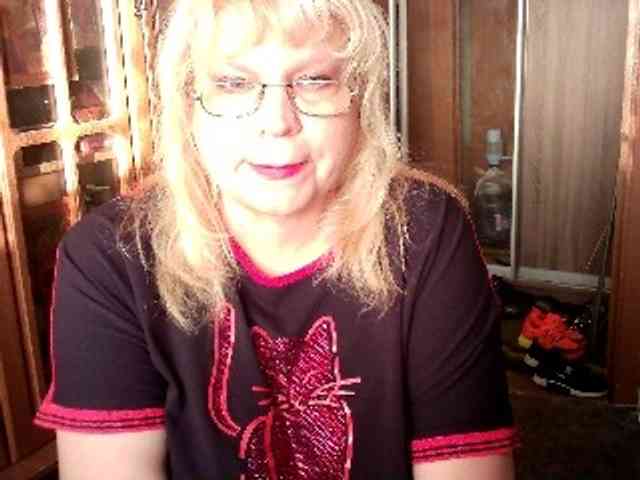 LOLA88888 webcam