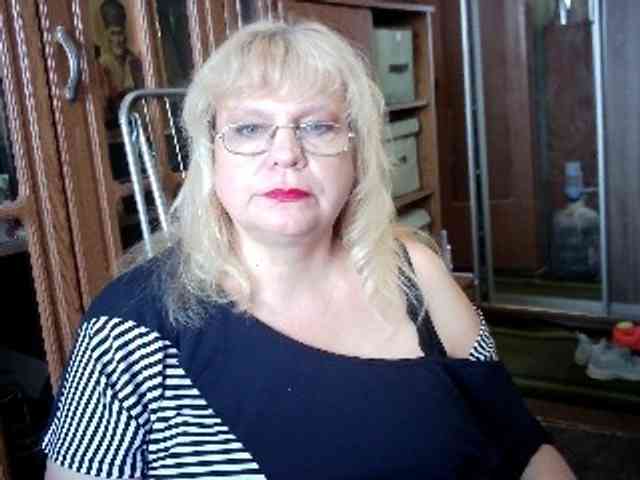LOLA88888 webcam