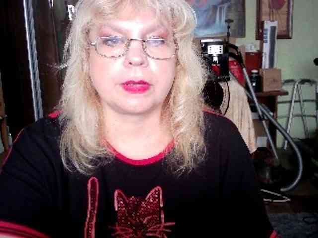 LOLA88888 webcam
