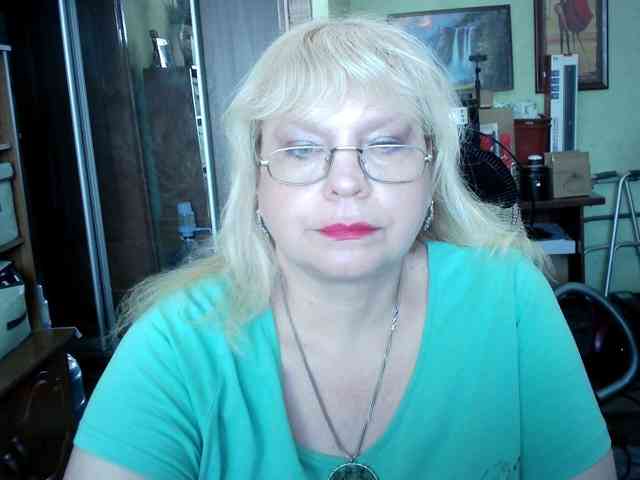 LOLA88888 webcam