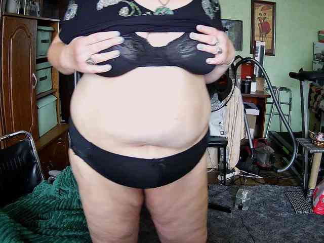 LOLA88888 webcam