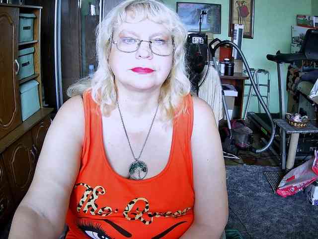 LOLA88888 webcam