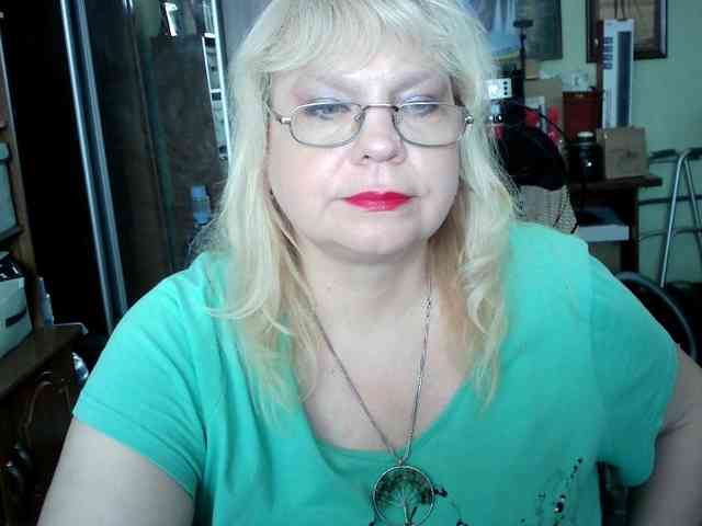 LOLA88888 webcam